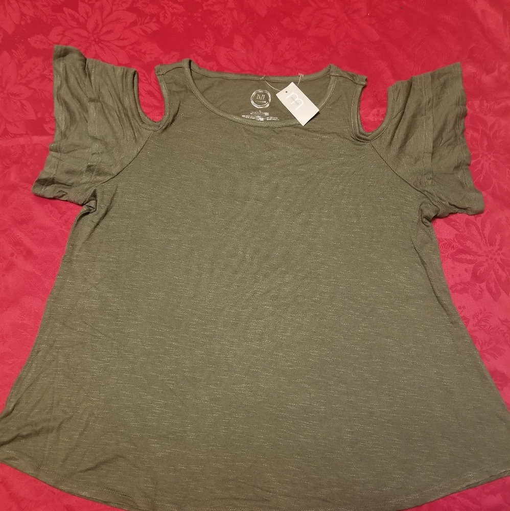 BNWT Maurice olive green top